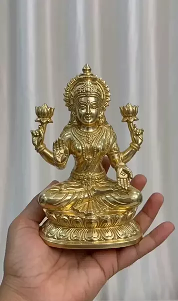 goddess Lakshmi Panchaloha Idol2- 4 Inch height-solid metal