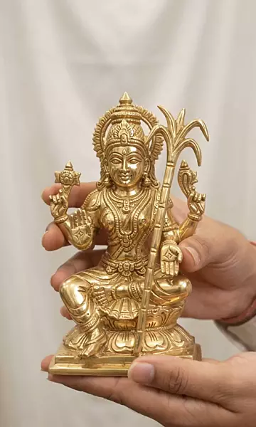 Goddess Kamakshi Devi Panchaloha Idol-6 Inch size-solid metal