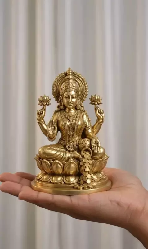 Goddess Lakshmi Panchaloha Idol-5 Inch height-solid metal